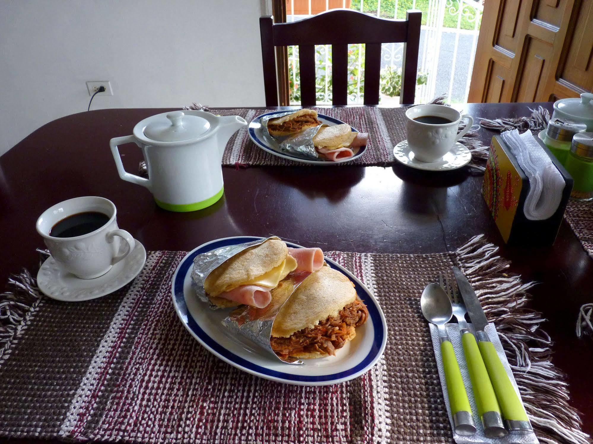 Autana Bed & Breakfast 보케테 외부 사진