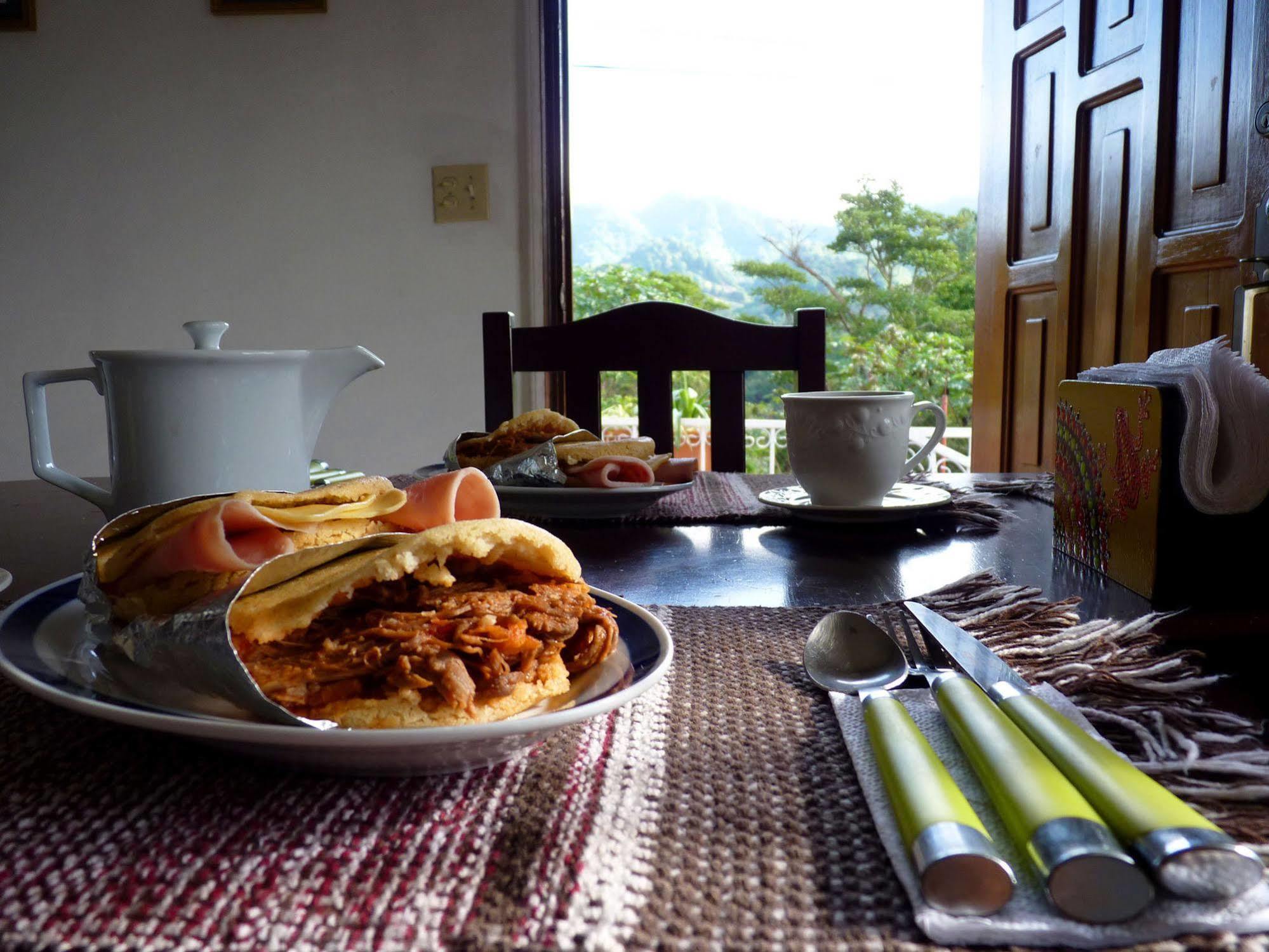 Autana Bed & Breakfast 보케테 외부 사진